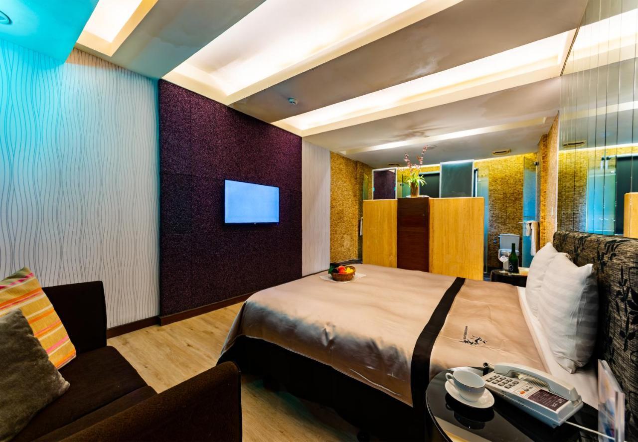 Liti Motel Taichung Exteriör bild
